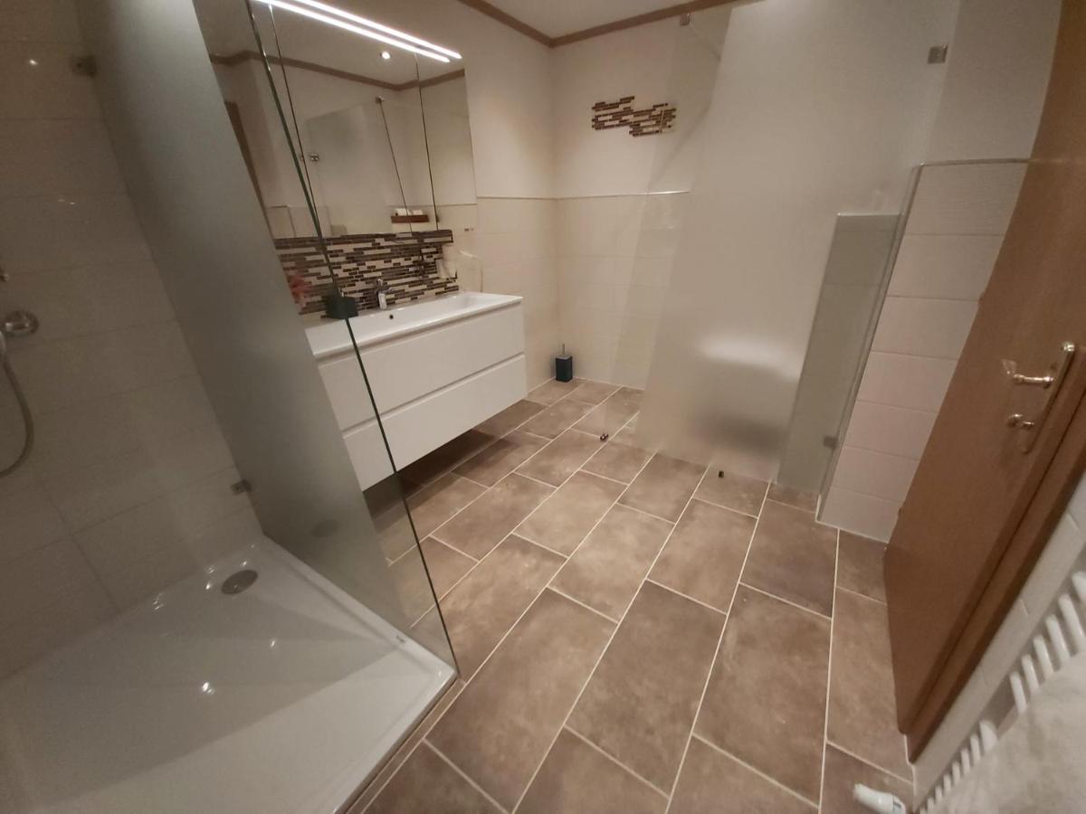 AtzensbergLandhaus Bruggアパートメント エクステリア 写真